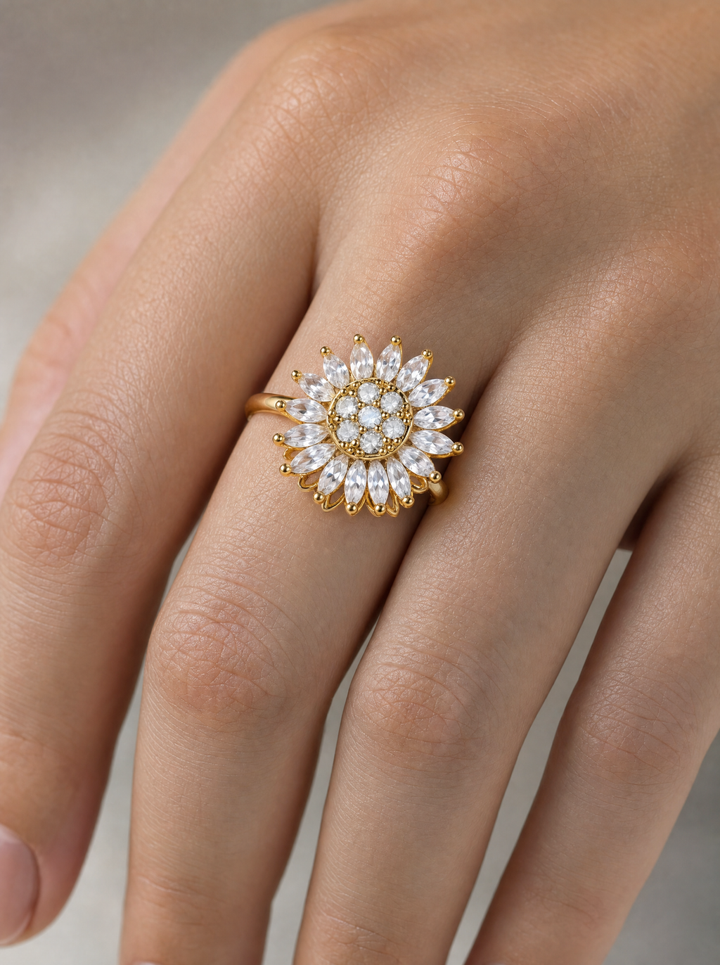 Serva Anillo - closeup