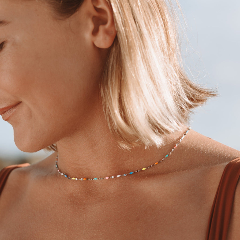 Choker arcoiris plateado